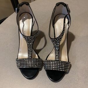 Caparros Black/Silver Platform Heeled Sandals sz 8.5 B